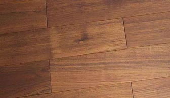 铺地板容易出现的质量问题，铺设地板容易出现的质量问题